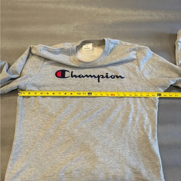 Champion Men's Gray Sweater. Size L - Picture 5 of 5